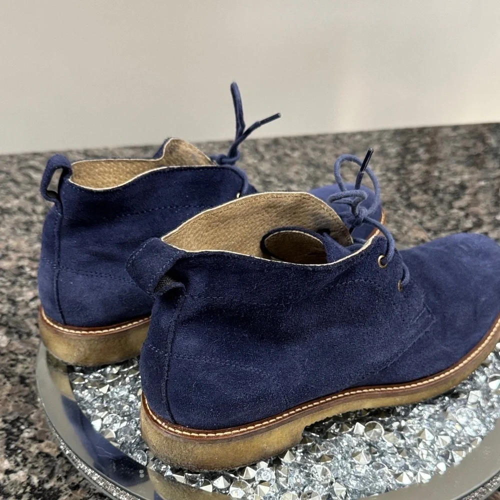 Banana Republic Deep Blue Suede Chukka Boots 9